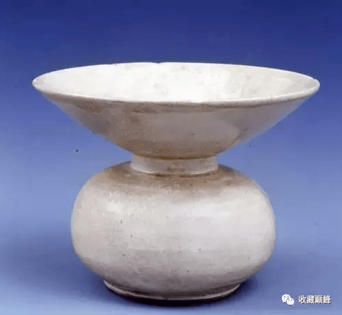 青瓷_唐代_执壶