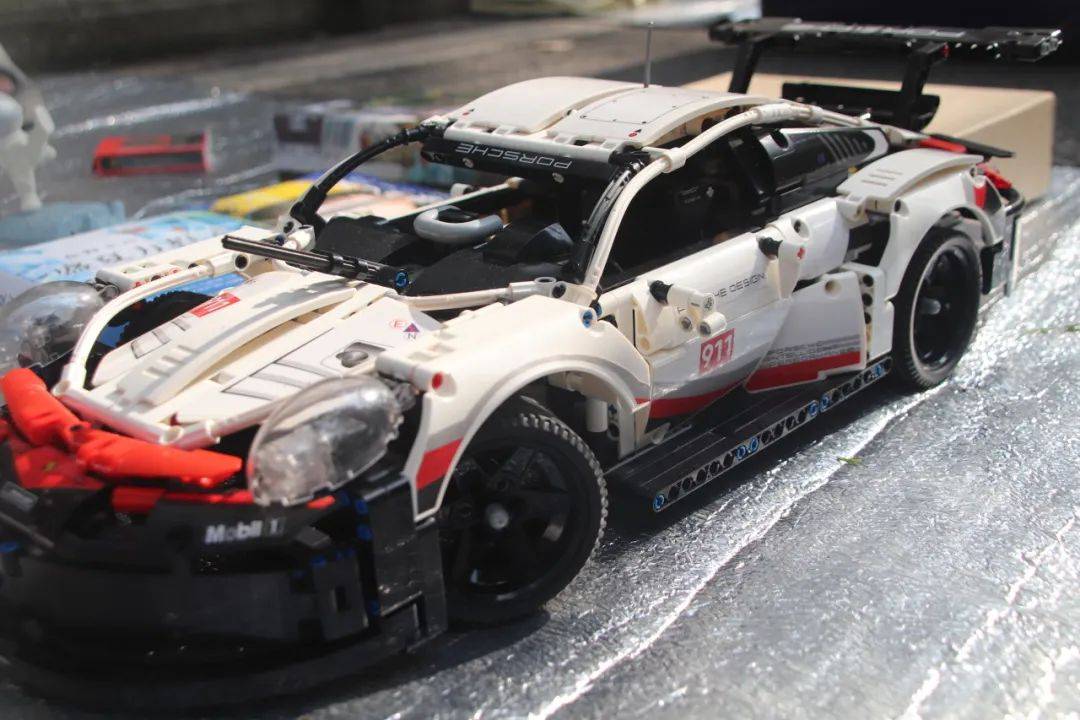 想要精致大学生活,就得时尚,生活两手抓.