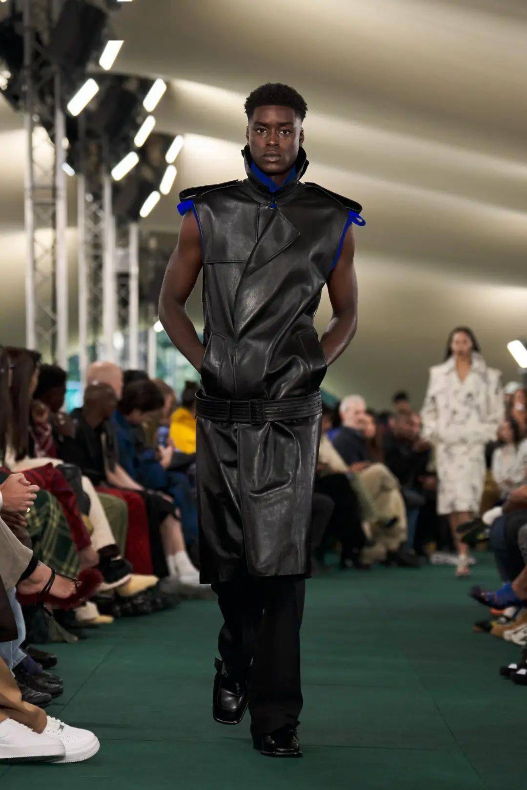 伦敦时装周 2024 年春夏最佳时装秀