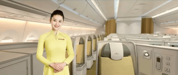 100张世界级空姐照!大饱眼福!法国太惊艳,美国吓死人!