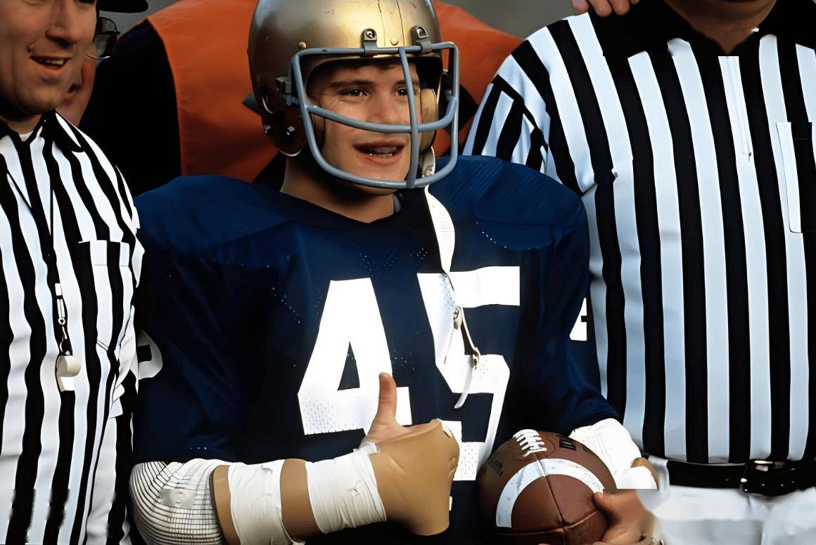 《追梦赤子心》:梦想的力量,不仅能成就自己,还能间接感染他人_鲁迪