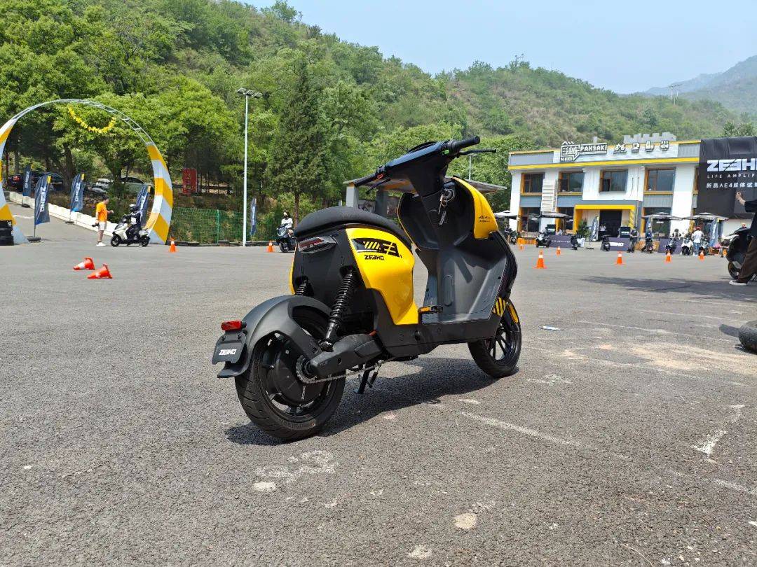 对标选手非常强大,那么ae4的优势在哪里?_搜狐汽车_搜狐网