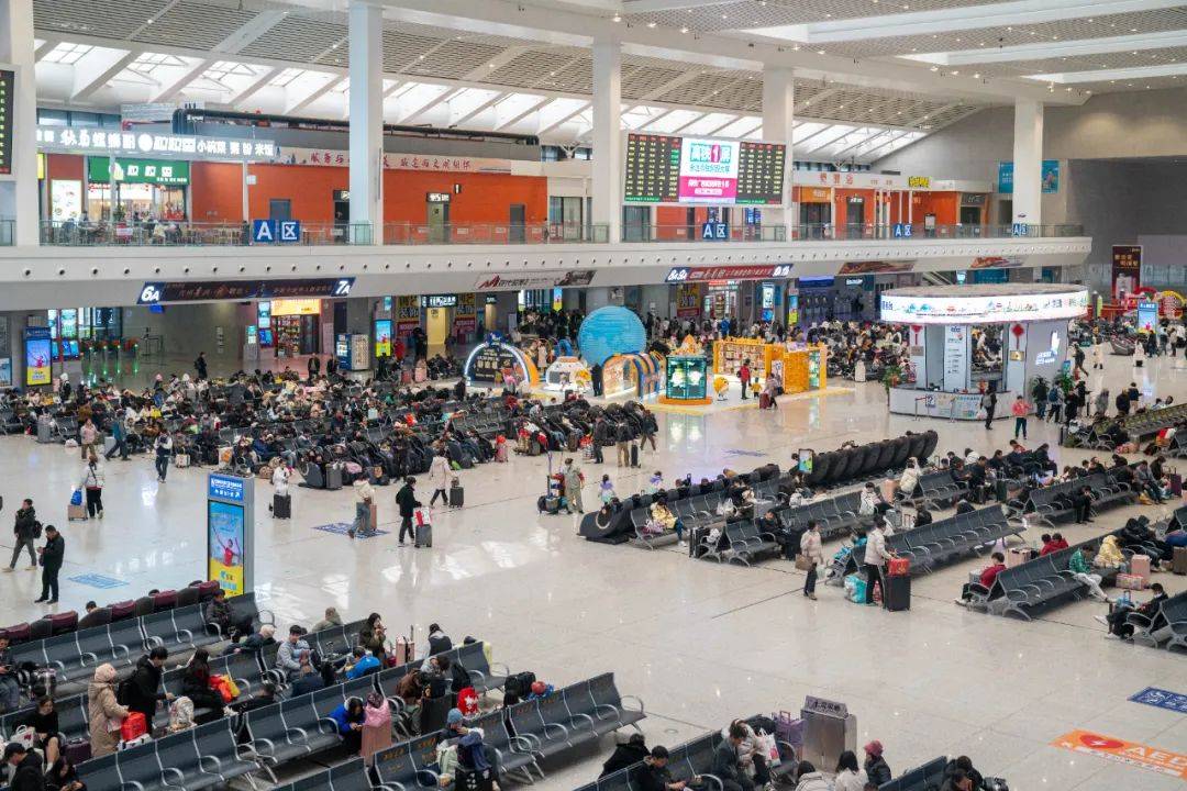 列车经过柳州站,可以点螺蛳粉吗?