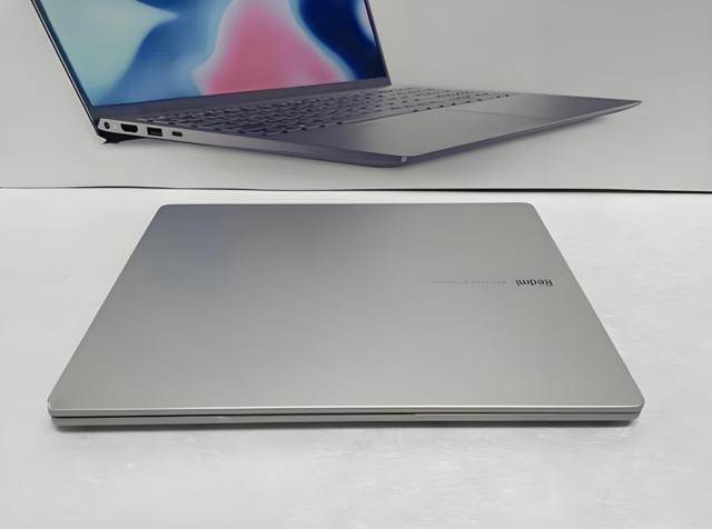 小米redmi book 14妥协,16gb 512gb i5-12450h,如今3035元!