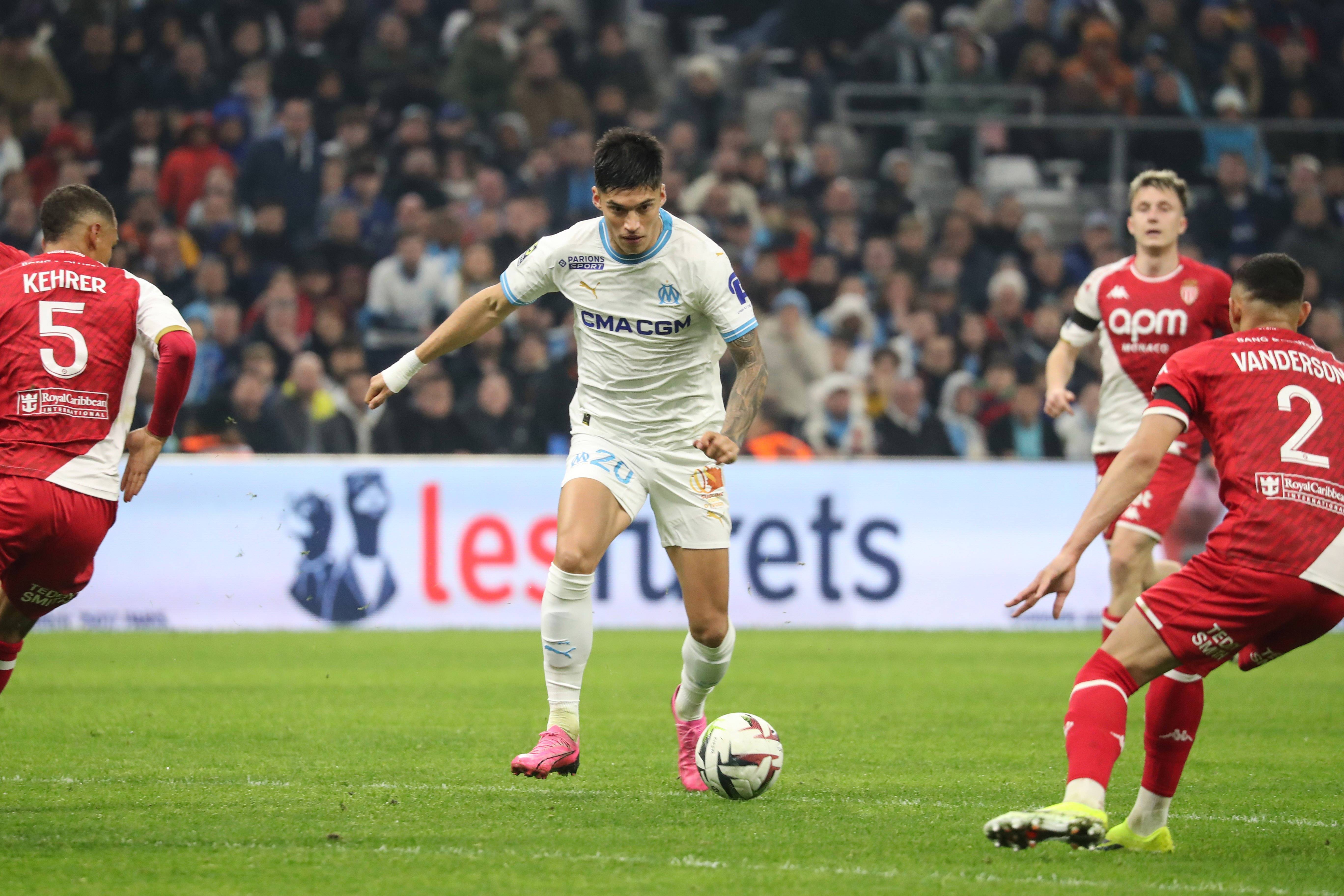 直播吧5月28日讯 据阿根廷riverelmasgrande网站的报道,河床队有意