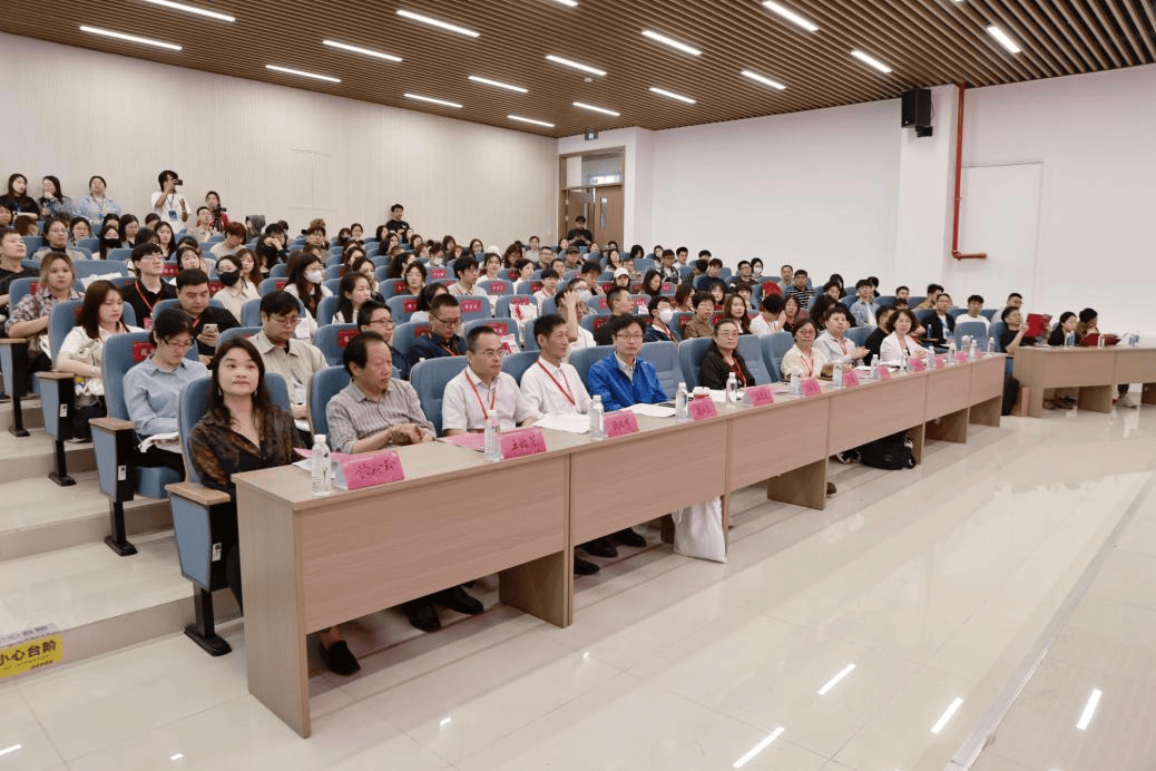 艺术,哲学,技术界专家在南通大学研讨"艺术与科技融合"