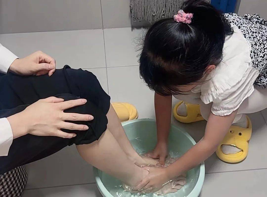 小小红领巾丨优秀少先队员风采展示—李梓萱