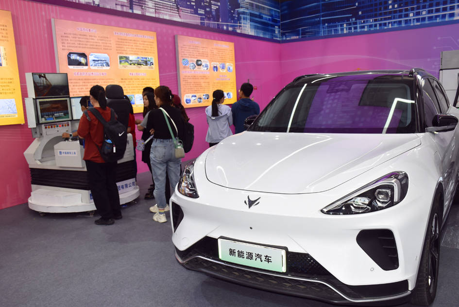 实探北京新能源车市 有品牌提前推限时购车权益