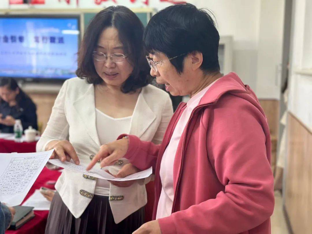 一院两区丨大连教育学院高中研训中心一行到旅顺中学进行听评课调研