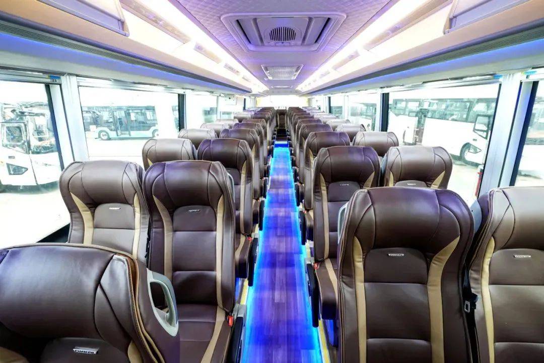 纯电领衔 安凯客车"出圈"2024北京国际道路运输展