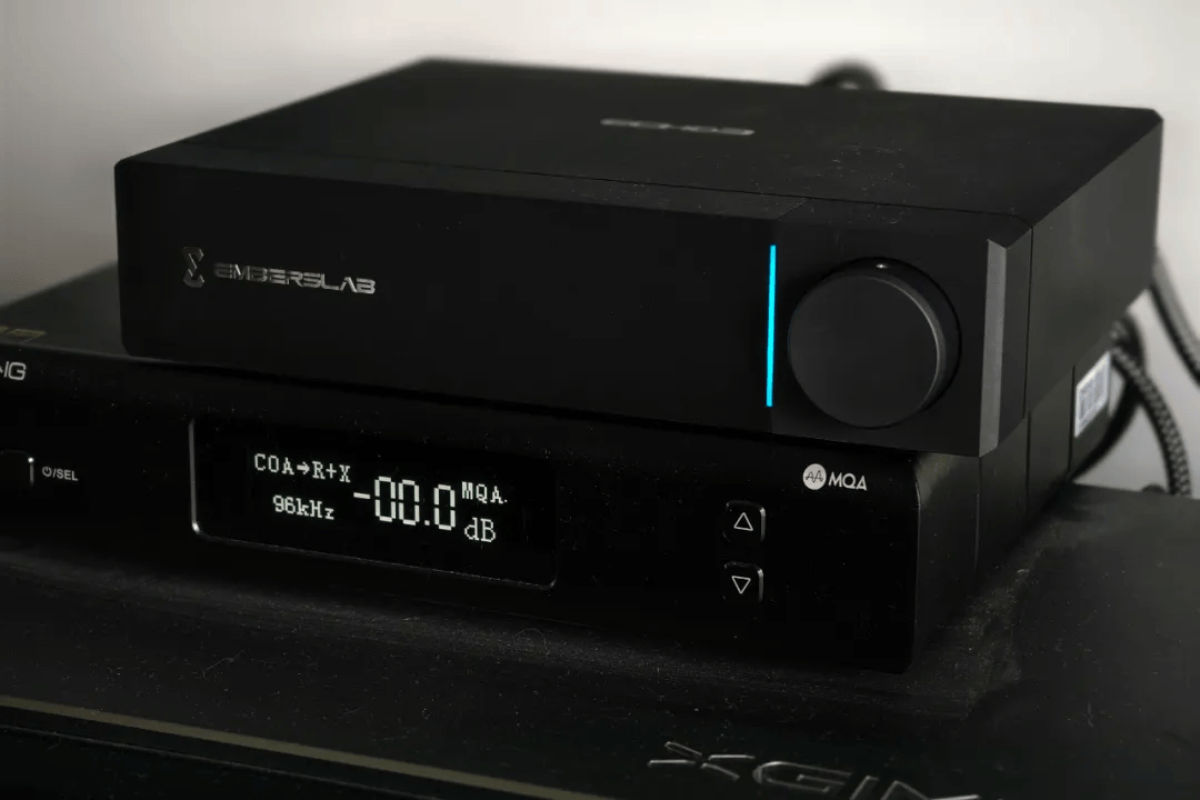 试用黑烬echo3:以科技提升听感,我家的音响是如何脱胎换骨的?