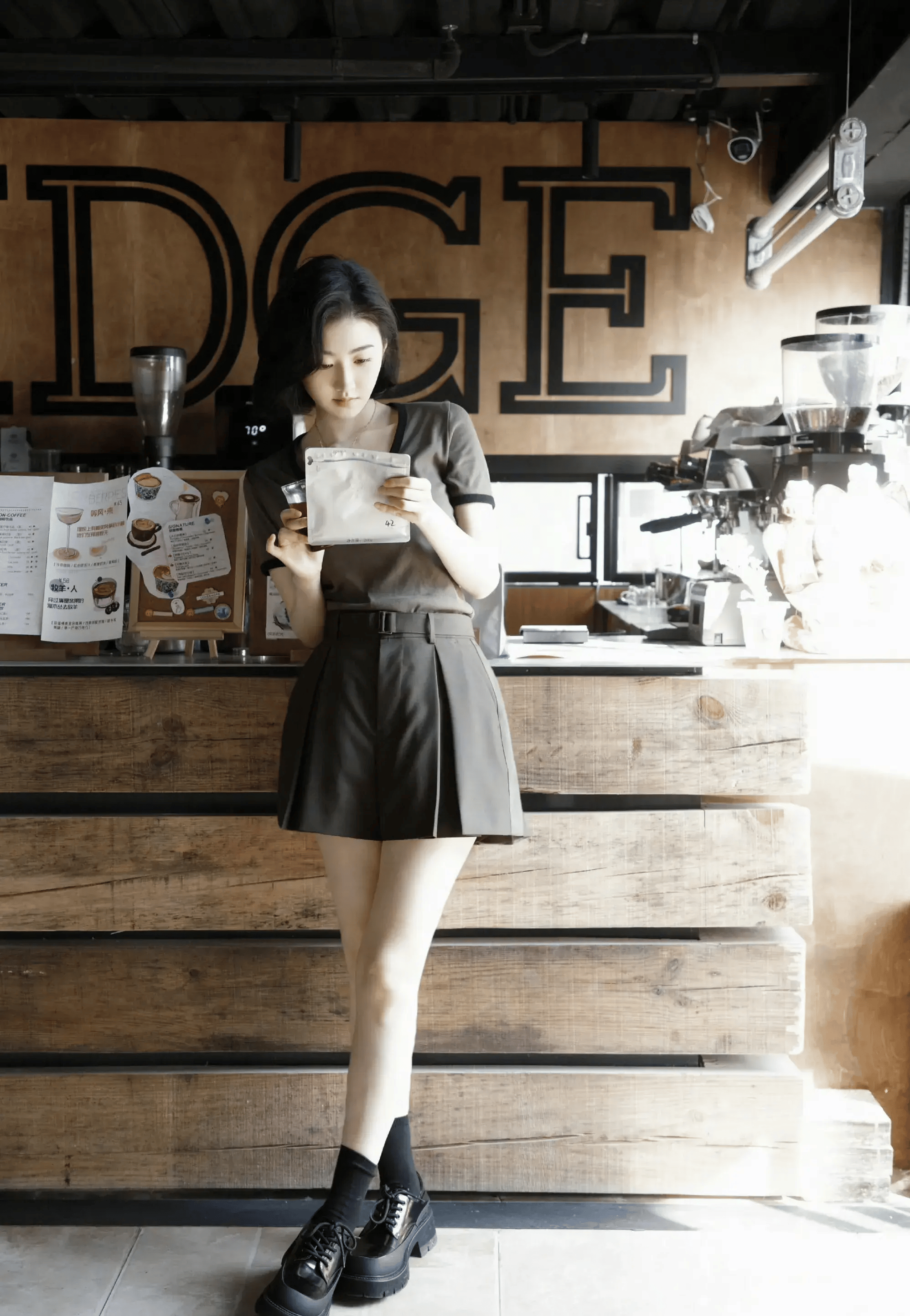 景甜午后时光写真:女神的惬意生活