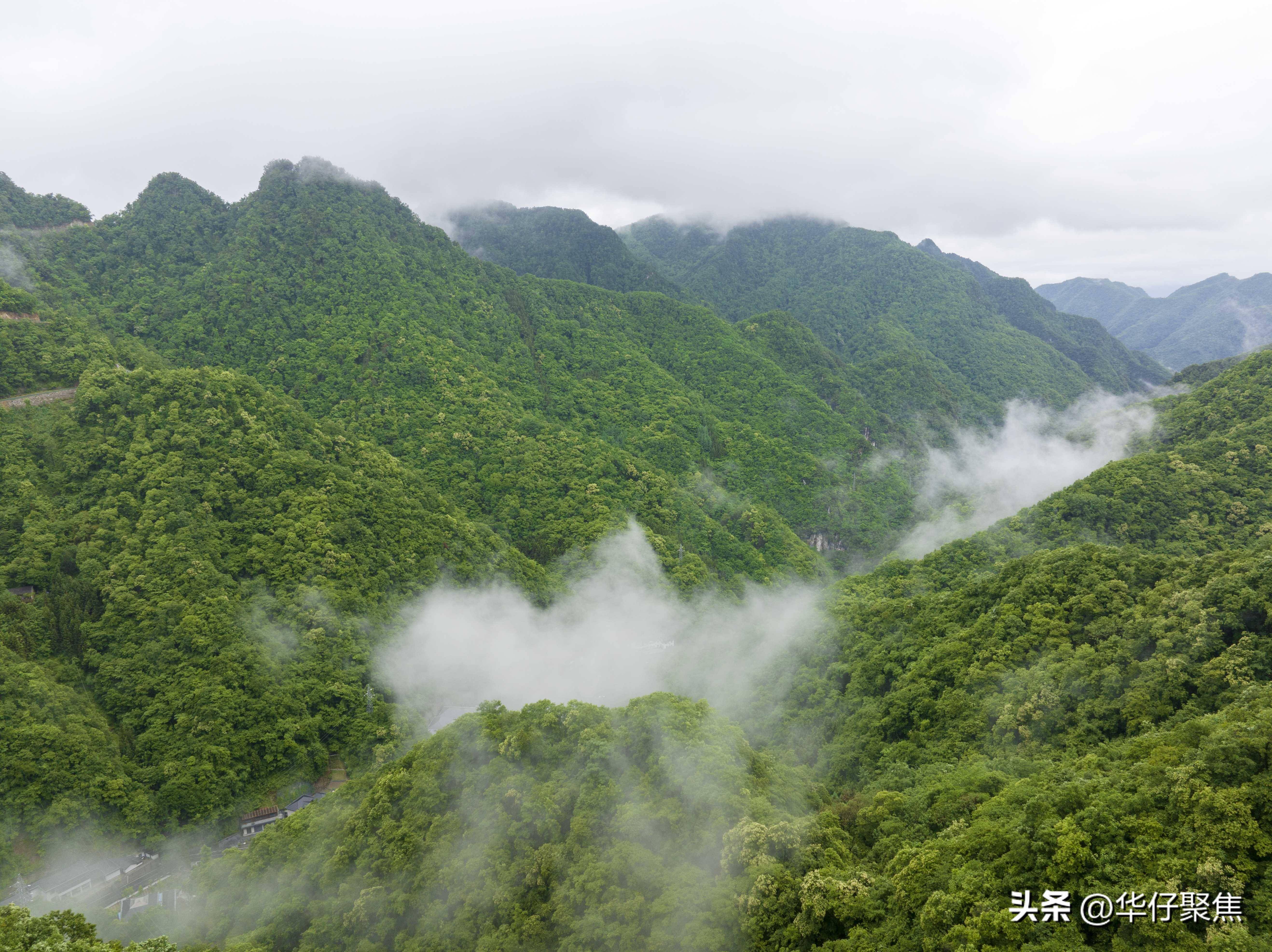 我在中国山区第一村拍云雾仙境 尧治河旅游度假区