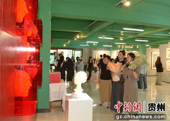 贵阳学院美术学院2024届毕业生作品展开幕