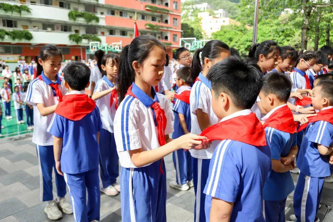 红领巾爱祖国,争做新时代好队员 | 东升学校小学部隆重举行一年级新