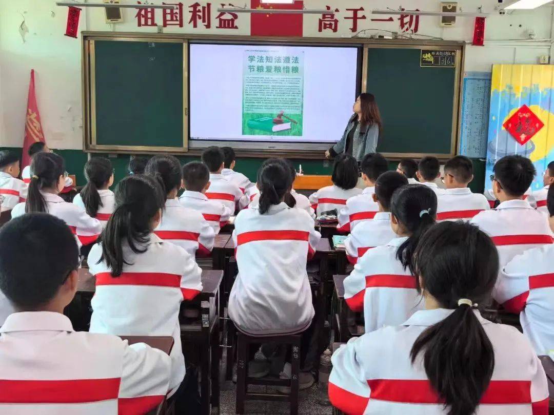 文明养成在行动|春风化雨毓文明 德润桃李满园香——晋江市毓英中学