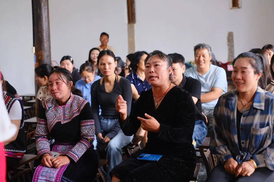 电商培训赋新能,助农惠民促振兴——新安所"小敏来