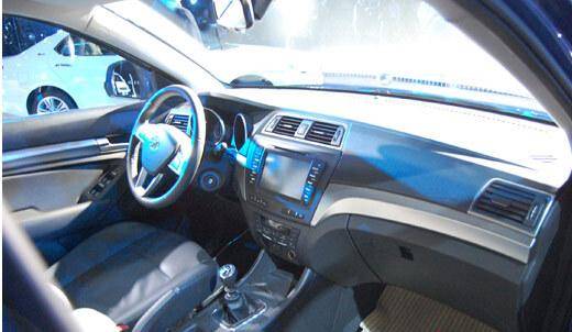 北汽绅宝 x65 正式上市,售价 9.88 万元起,多种颜色可选