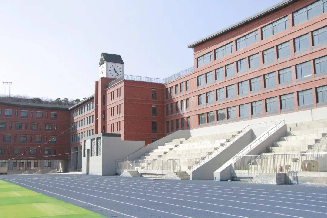 景山学校京西分校图片