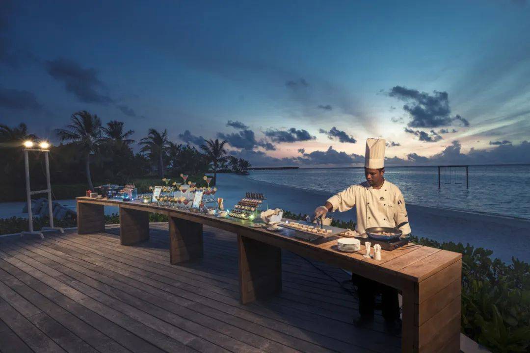 马尔代夫到底有多美?带你感受一下!_活动_度假村_餐厅
