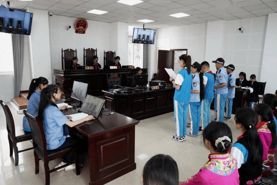 一节云朵上的法治教育课 | "天平杯·随手拍"大赛作品展播