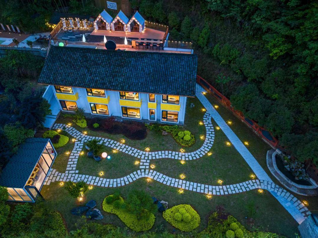 宿于梵净山水间 乐在桃源诗画里——铜仁市民宿产业发展观察