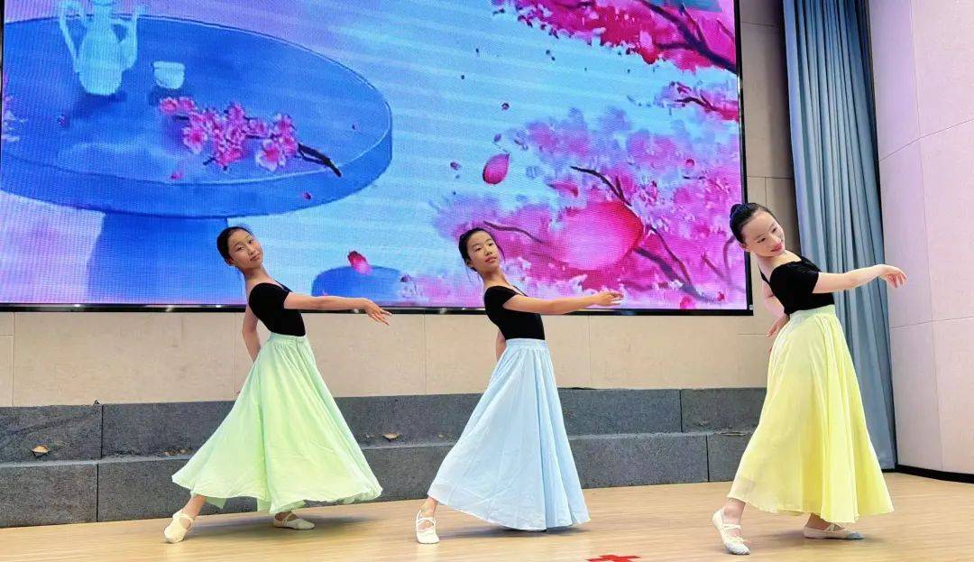 青春有我 乐动钟山——上海市钟山初级中学举行2024年校园艺术节暨庆"