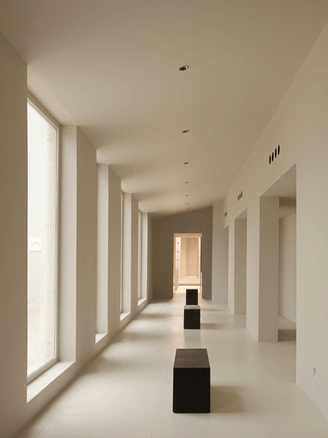 NOTHING DESIGN：彩虹星球 宠物告别馆_the_of_空间