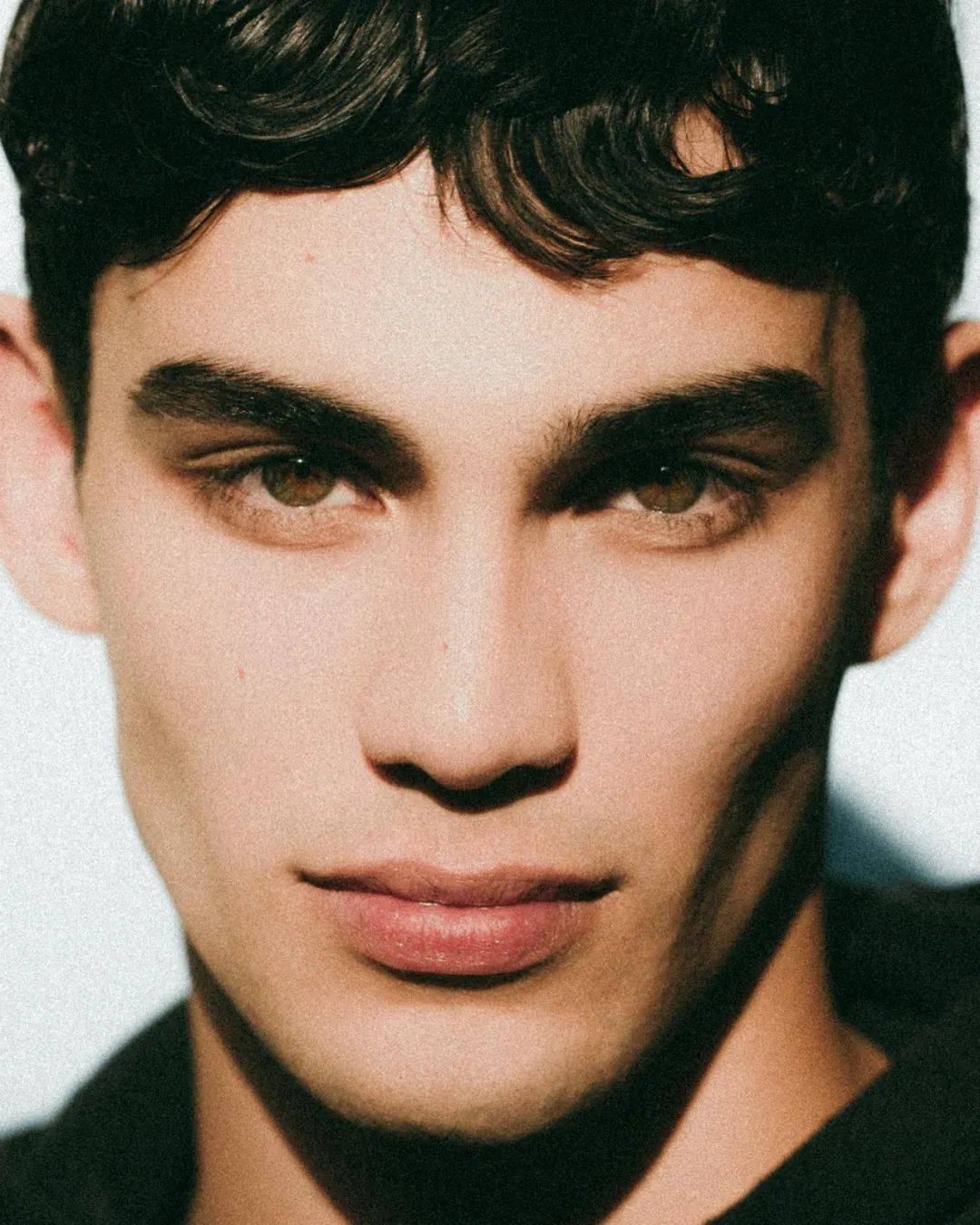 open up the door, can you open up the door?