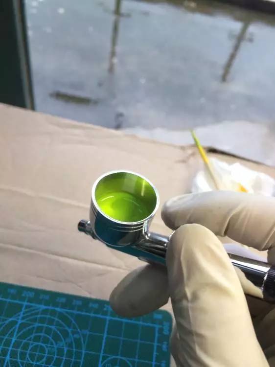长见识了,纯手工打造的迷你速降车模型!