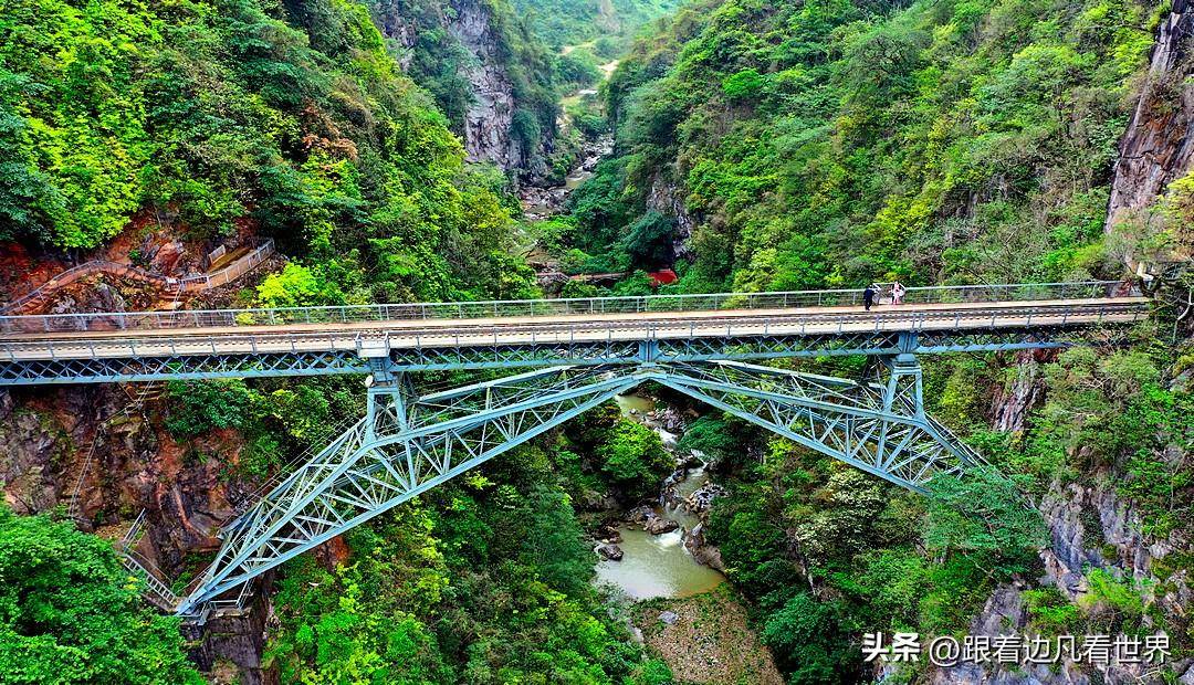 行走在百年滇越铁路"人字桥"上,追寻历史的足迹