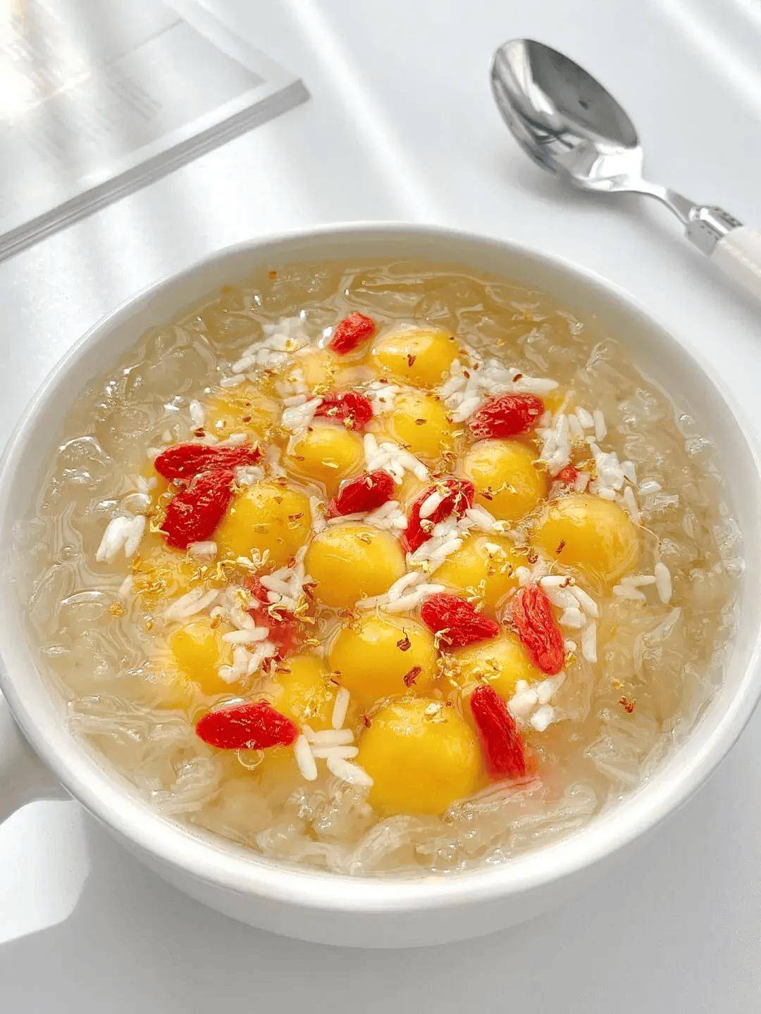 苹果银耳羹69红薯汤圆银耳羹今天小编给大家分享一下银耳的多种做法