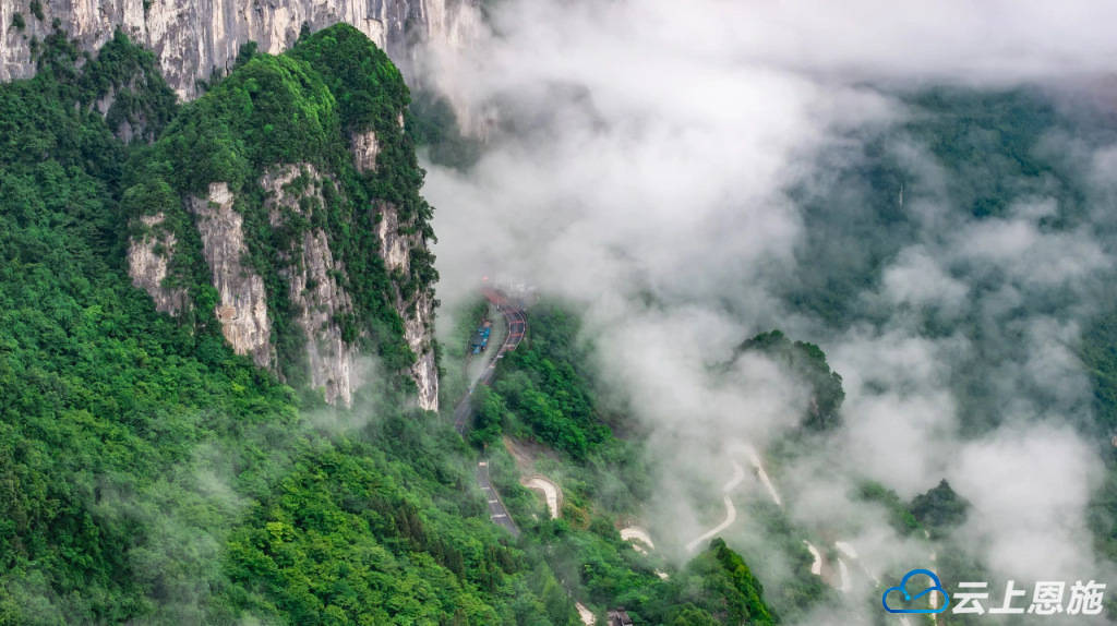 祁东朝天岩景区图片