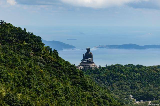 舟山普陀山之旅:感受佛教文化,领略海岛风光!