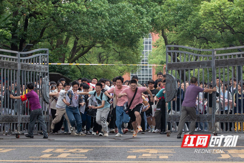 红网时刻新闻6月9日讯(记者 张必闻 李赛凤 肖依诺)6月9日12时30分许