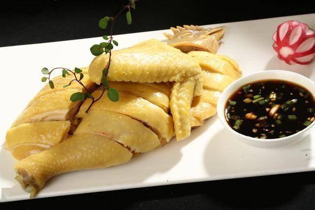 白切鸡不仅是台州人的家常菜,也是逢年过节