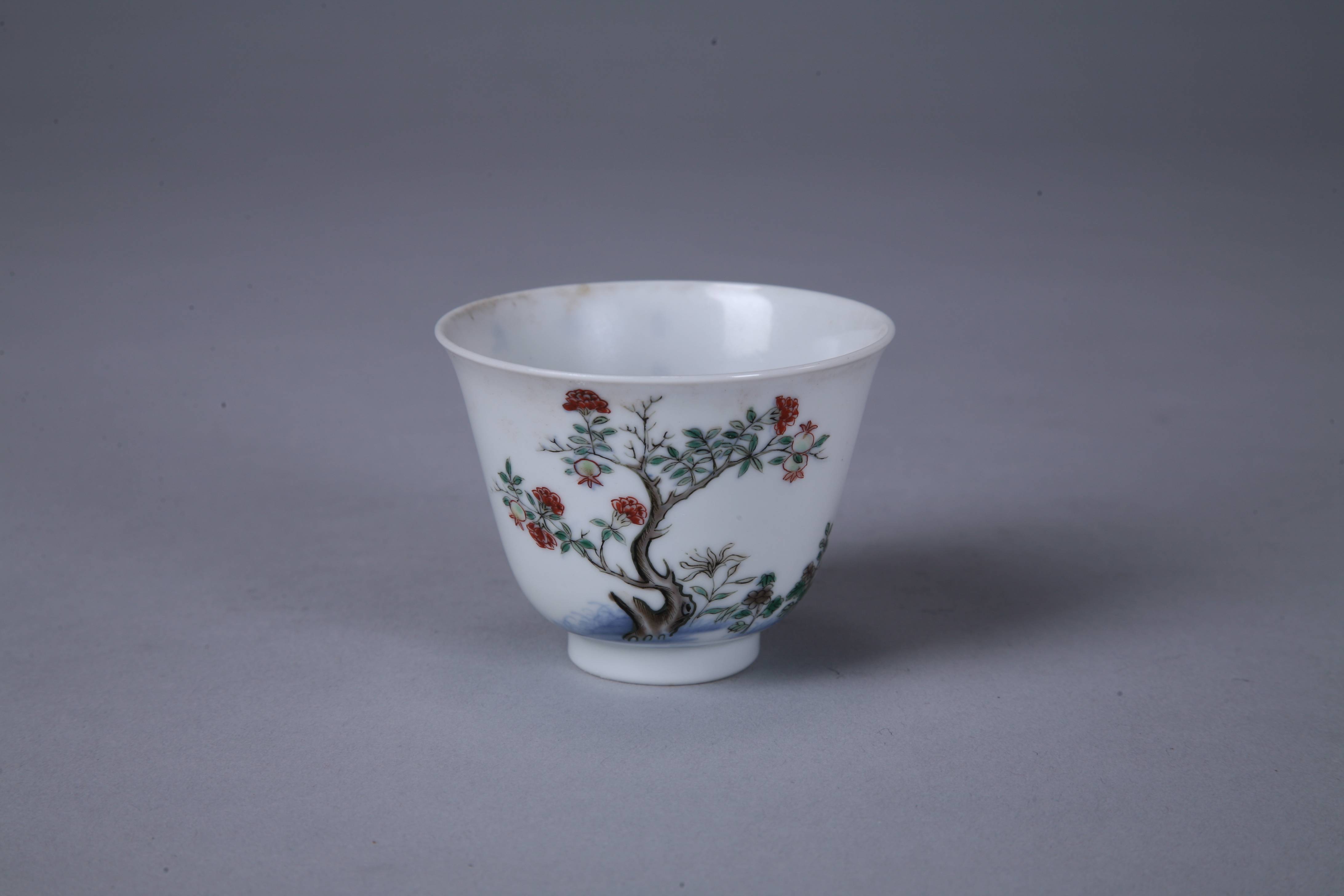 品鉴| 瓷绽"繁花"_花卉_纹饰_瓷器