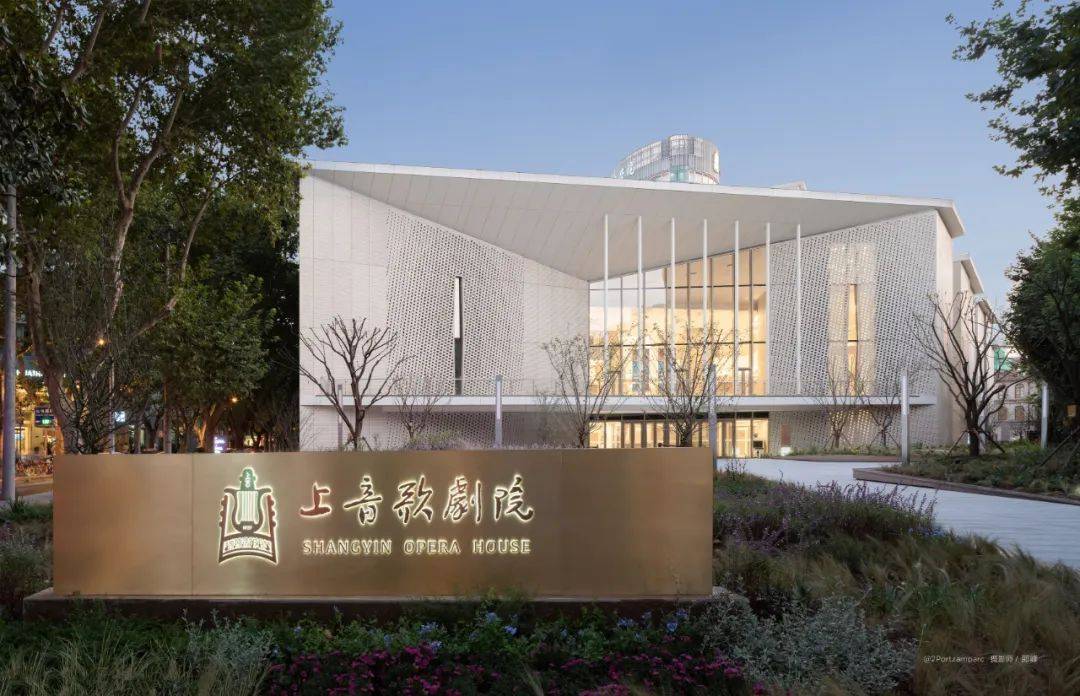 上音歌剧院隶属于上海音乐学院,被上音院长廖昌永称为梦开始的地方