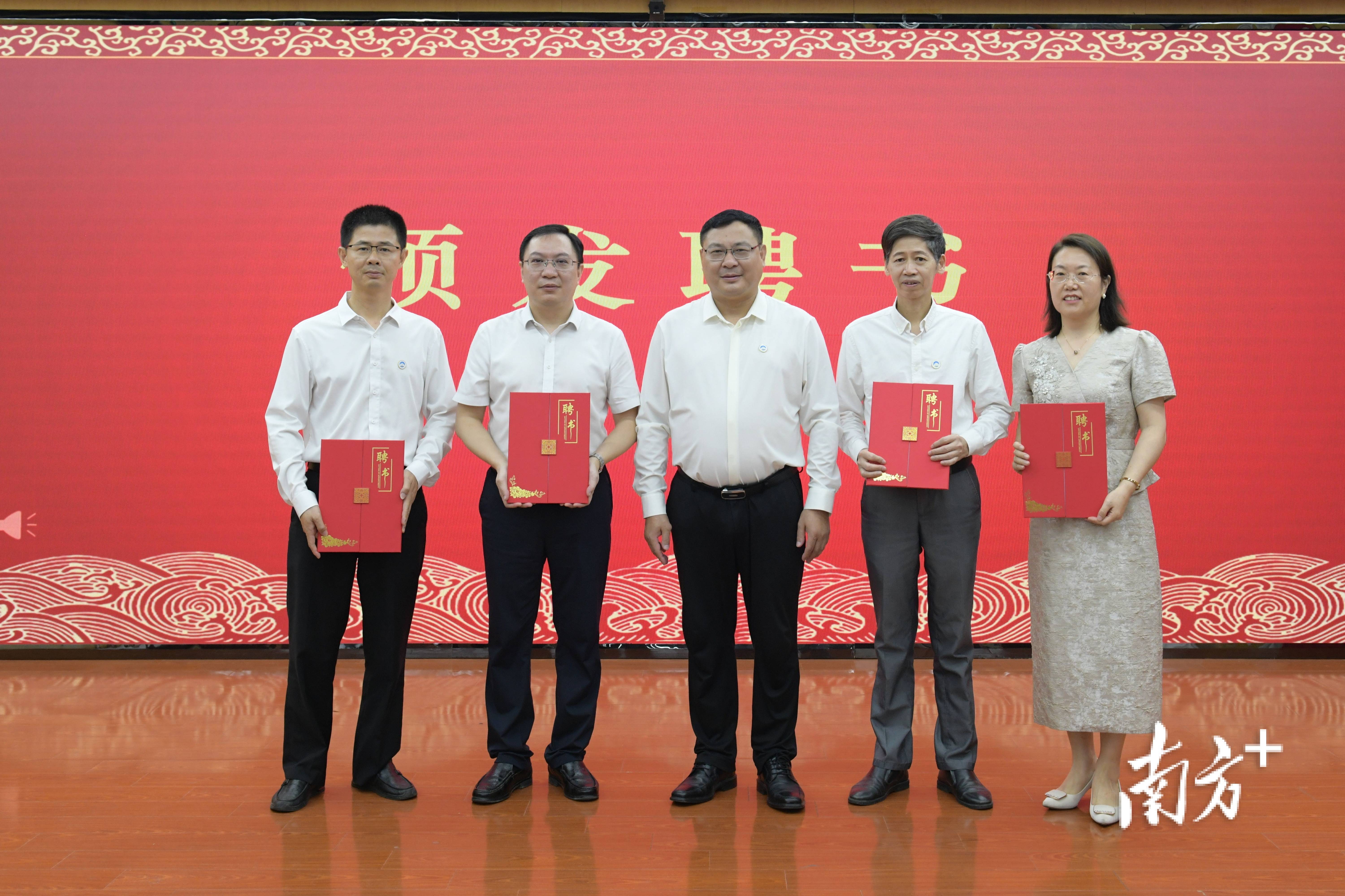 引入院士团队指导,韩师乡村振兴研究院揭牌_发展_农业_刘海春