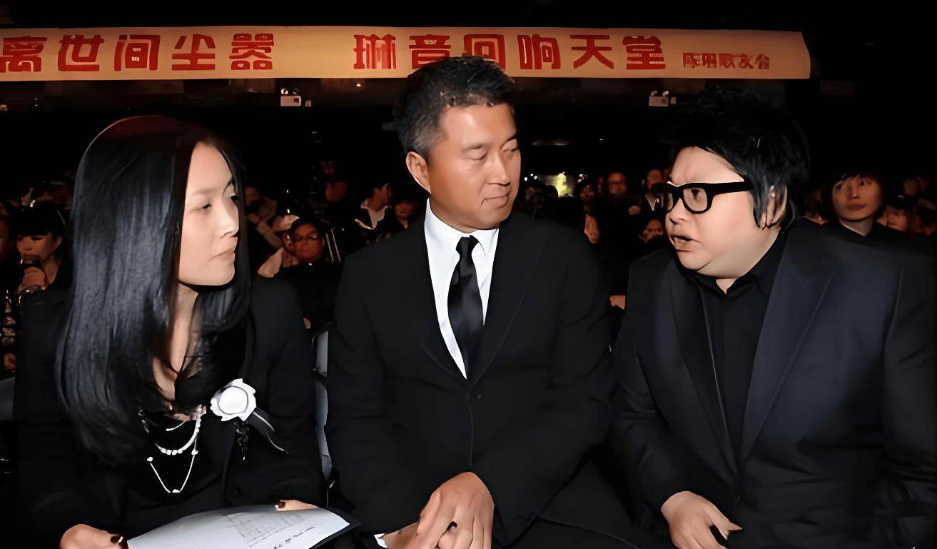 23岁爆红,第一个在鸟巢开演唱会,39岁跳楼自杀_陈琳_杨坤_王晓京