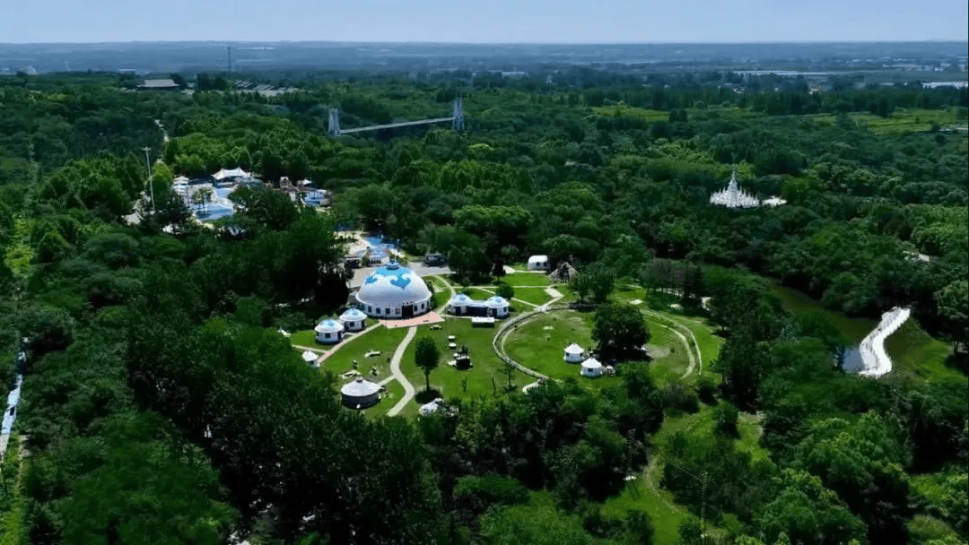 安丘青云山民俗乐园part6官方抖音直播间针对学生群体限量发售门票