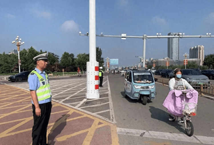 聊城交警队杜可心简历图片