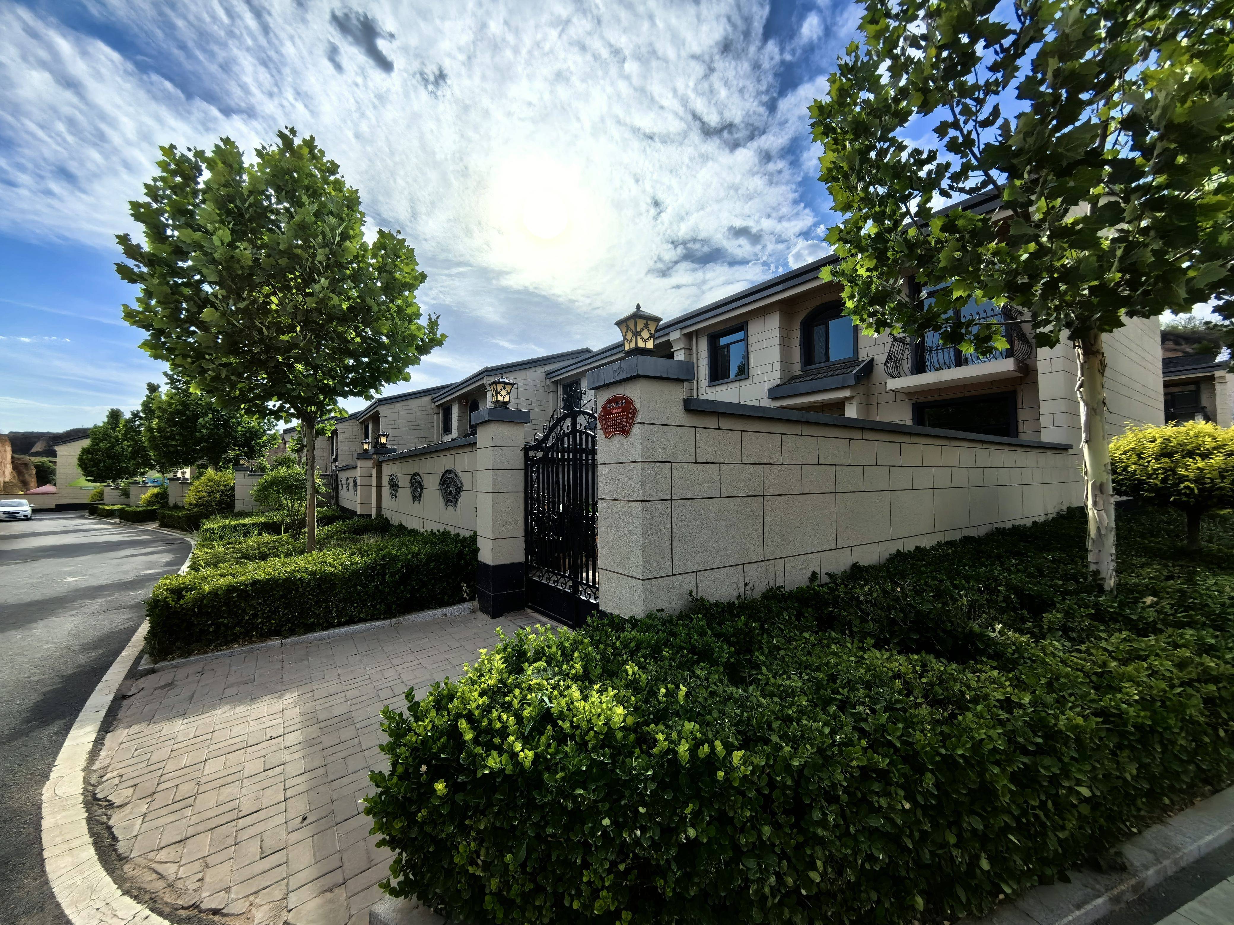 "千万工程"调研行⑩丨山西榆次:产村融合家园美