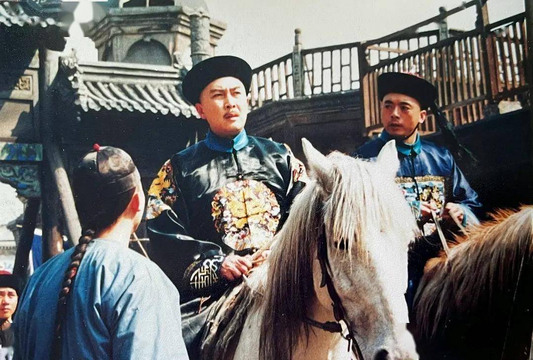 内娱演皇帝"教科书级"的8位演员,张国立垫底,张丰毅未上榜