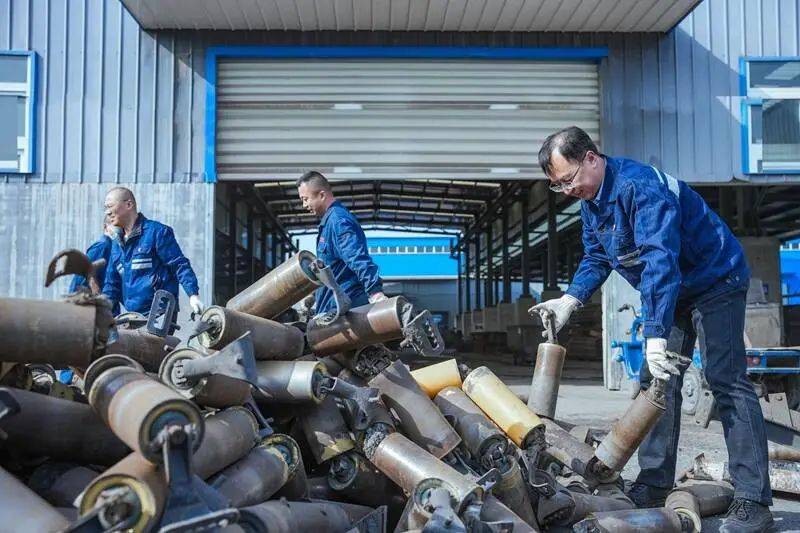 节约一粒粟 储得万吨粮