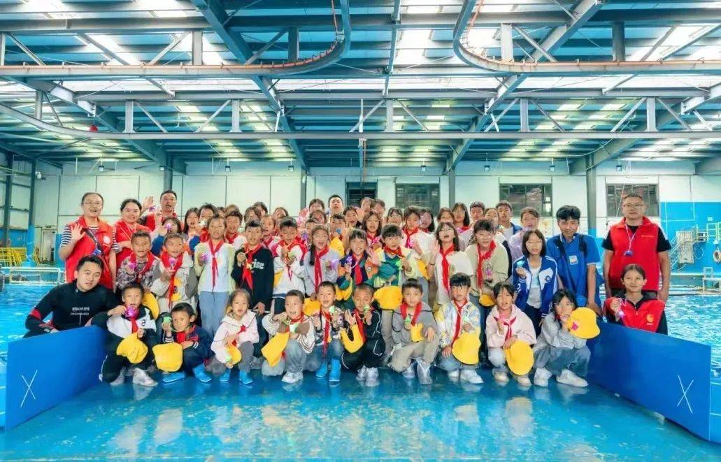 【县区风采】华宁县开展困境儿童 留守儿童夏日研学活动