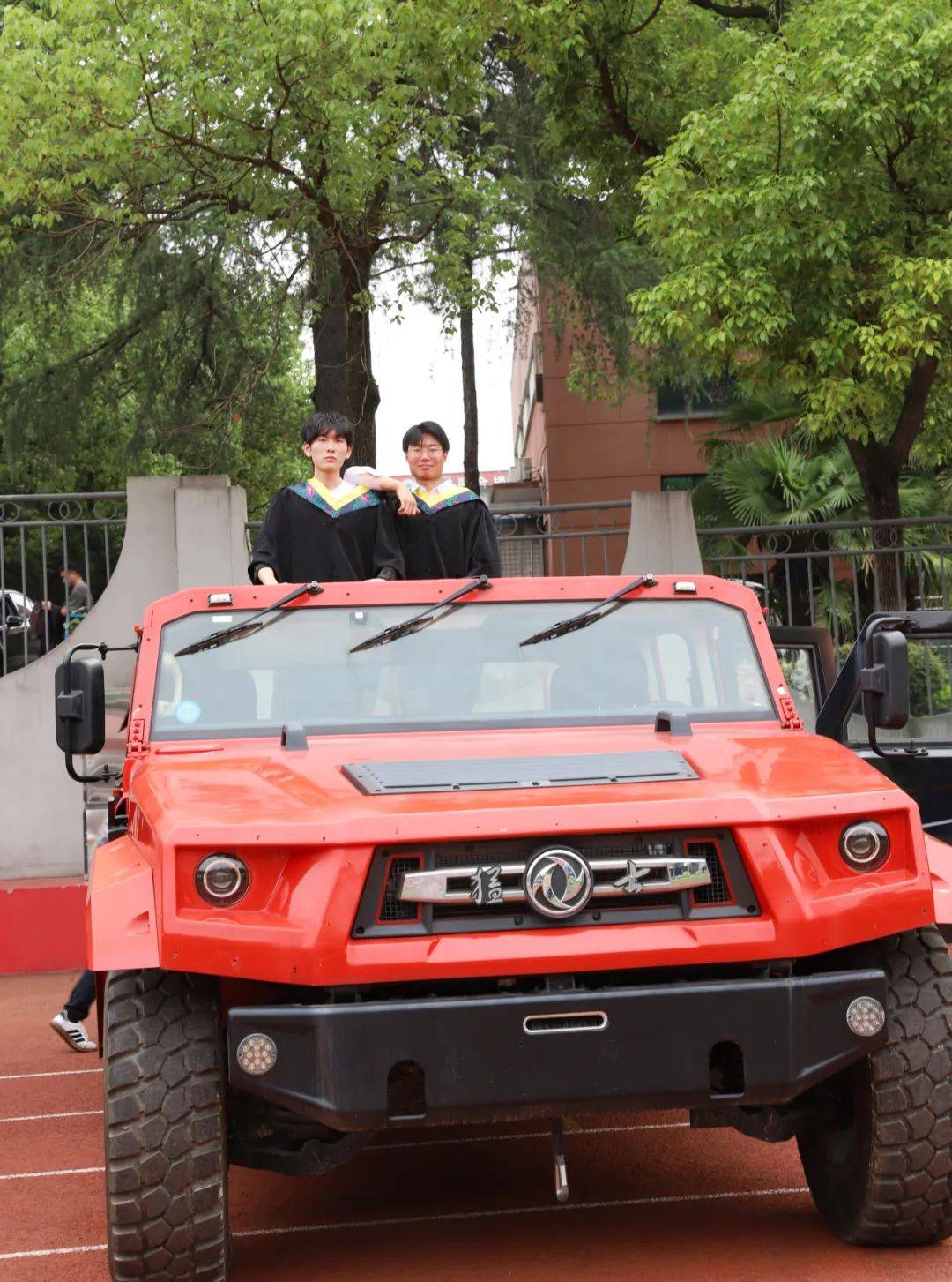 想要最直观的了解老十堰,你得来红卫!_汽车_东风_建设