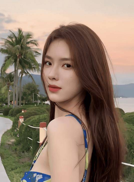 看了黄一鸣的"尴尬"处境,才知道鞠婧祎和孙一宁有多"清醒"!