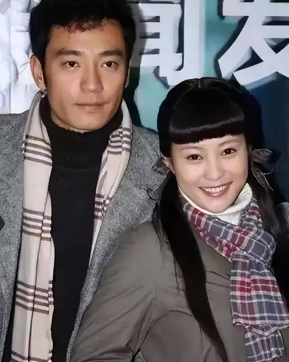 他娶过郝蕾,爱过王珞丹,负了殷桃,没想到38岁却又娶小