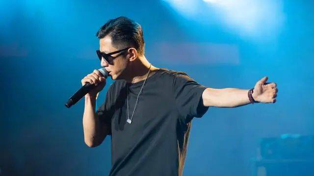 斜塘店 | 06/29 【石磊4rock】2024"一万场" 巡演苏州站